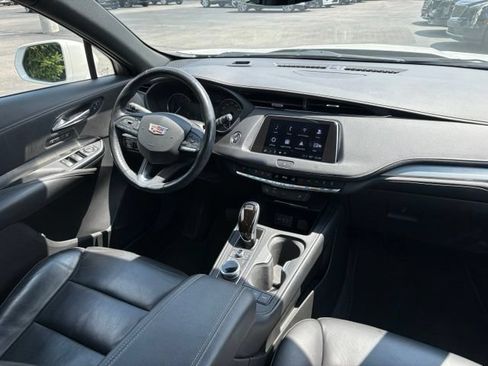 Used 2021 Cadillac XT4 Premium Luxury w/ Cold Weather Package FWD image 23