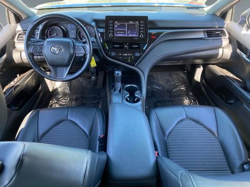 Used 2024 Toyota Camry SE image 10