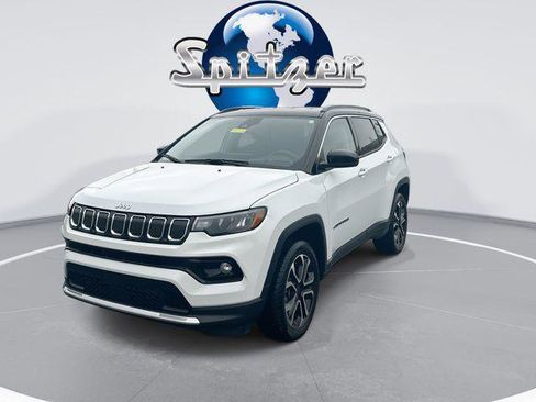 Certified 2022 Jeep Compass Limited image 4