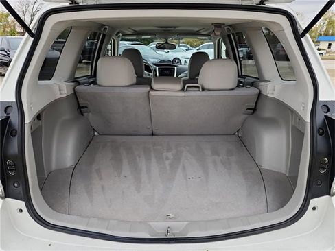 Used 2011 Subaru Forester 2.5X Premium image 27