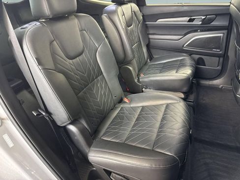 Used 2023 Kia Telluride SX Prestige X-Pro AWD/4WD image 31