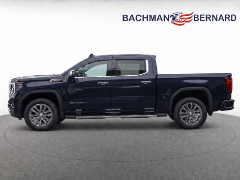 Used 2025 GMC Sierra 1500 Denali AWD/4WD image 4