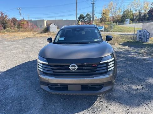 New 2026 Nissan Kicks SR w/ SR Premium Package image 2