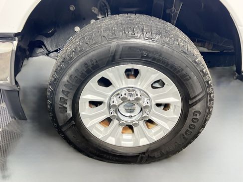 Used 2022 Ford F350 XL w/ STX Appearance Package AWD/4WD image 13