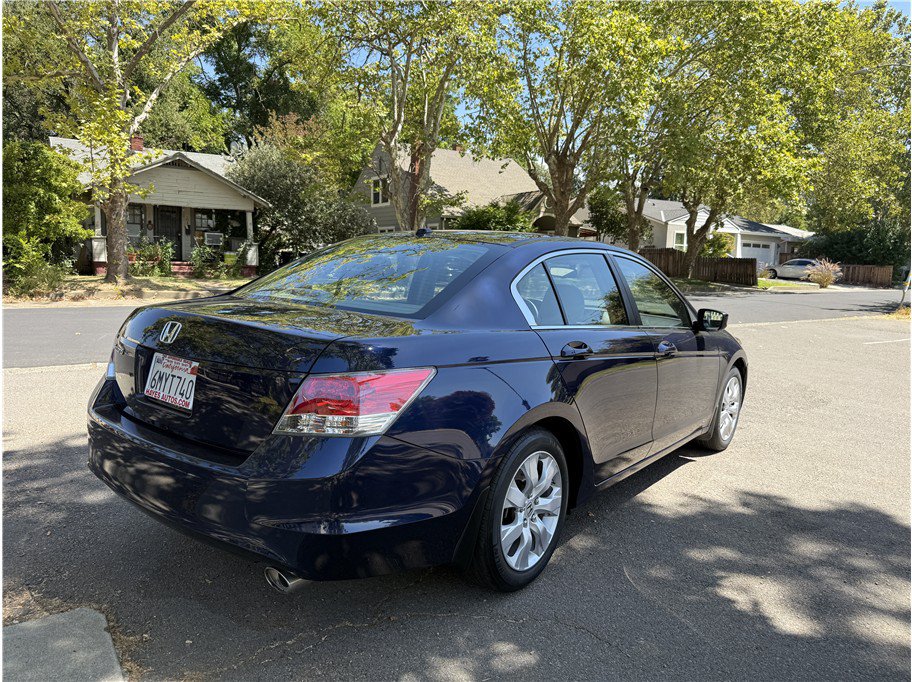 Used 2010 Honda Accord EX-L image 5