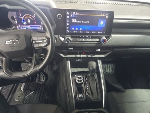 Used 2023 Chevrolet Colorado Trail Boss w/ Technology Package AWD/4WD image 21