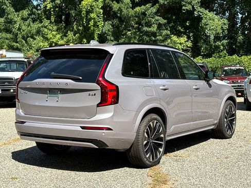Used 2026 Volvo XC90 B6 Ultra w/ Protection Package Premier AWD/4WD image 2