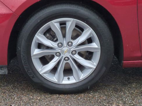 Used 2023 Chevrolet Malibu LT image 14