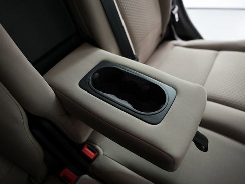 Used 2019 Ford Escape SE image 42