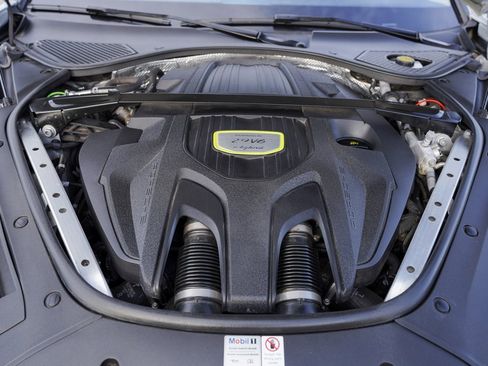 Used 2020 Porsche Panamera 4 Executive w/ Premium Package Plus image 45