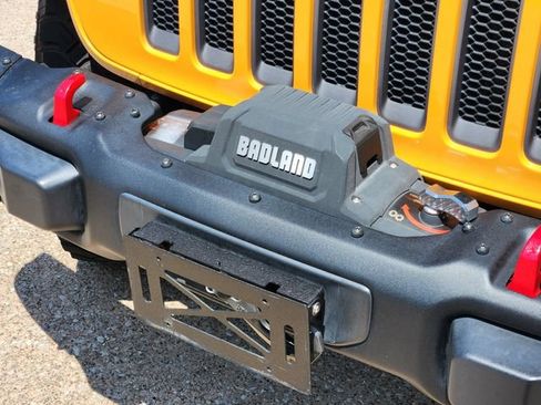 Used 2021 Jeep Wrangler Unlimited Rubicon AWD/4WD image 9