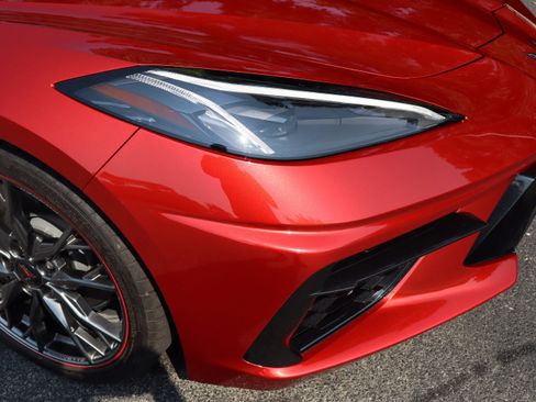 Used 2024 Chevrolet Corvette Stingray Preferred Conv w/ Battery Protection Package RWD image 19