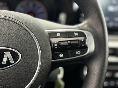 Used 2021 Kia K5 LX image 18