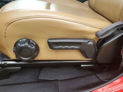 Used 2022 Jeep Wrangler Unlimited Rubicon 4xe w/ Steel Bumper Group image 23