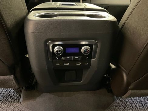 Used 2024 GMC Yukon XL Denali w/ Denali Reserve Package AWD/4WD image 31
