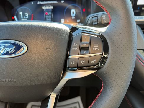 New 2026 Ford Explorer ST-Line w/ ST-Line Street Pack image 32