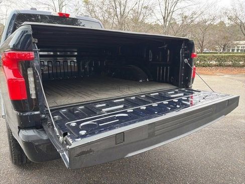 Certified 2023 Ford F150 Lightning XLT image 22