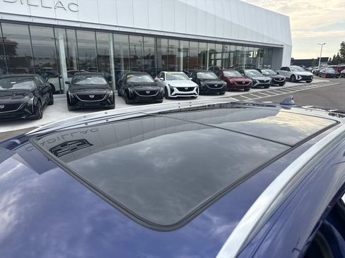 Certified 2024 Cadillac XT5 Premium Luxury AWD/4WD image 14