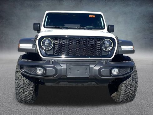 Used 2024 Jeep Wrangler Willys image 3