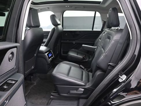 Certified 2025 Lincoln Aviator Reserve w/ Illumination Package AWD/4WD image 22
