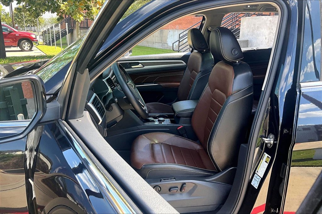 Used 2021 Volkswagen Atlas SEL Premium AWD/4WD image 33