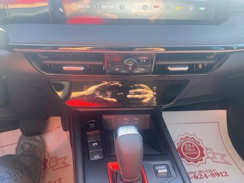 New 2025 Nissan Kicks SR image 23