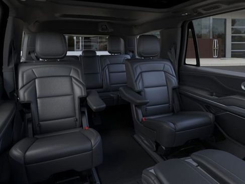 New 2025 Lincoln Navigator Reserve w/ Jet Appearance Package image 11