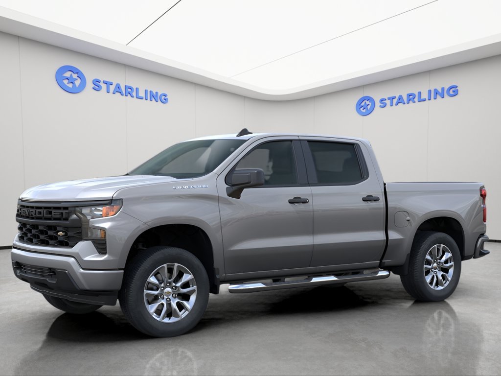 Certified 2025 Chevrolet Silverado 1500 Custom RWD image 2