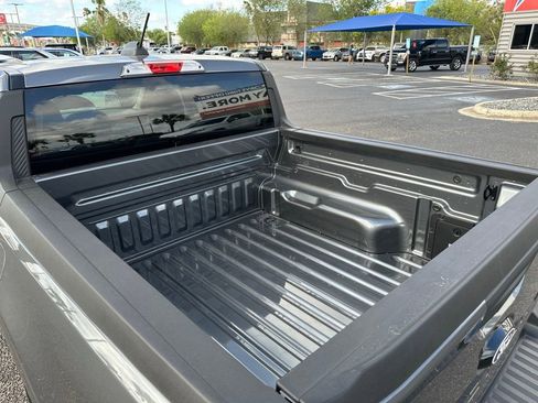 Used 2025 Ford Maverick XLT image 18