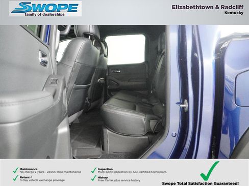 Used 2022 Nissan Frontier PRO-4X w/ Pro-4X Premium Package image 11