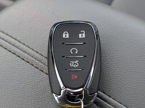 Used 2023 Chevrolet Malibu LT w/ Driver Confidence Package FWD image 28