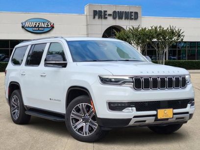 Certified 2024 Jeep Wagoneer Series II w/ Flexible Seating Group