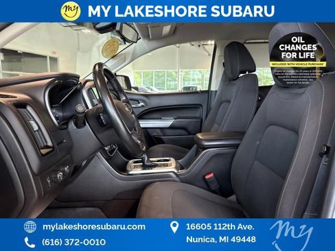 Used 2019 Chevrolet Colorado LT w/ LT Convenience Package AWD/4WD image 12
