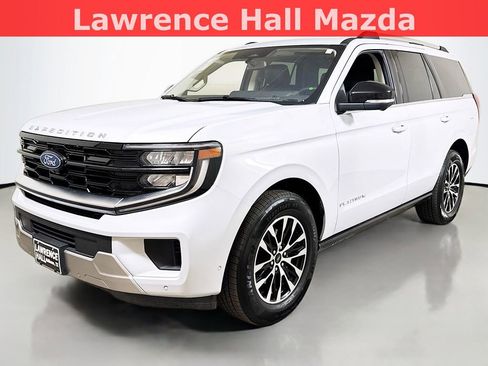 Used 2025 Ford Expedition Platinum AWD/4WD image 1