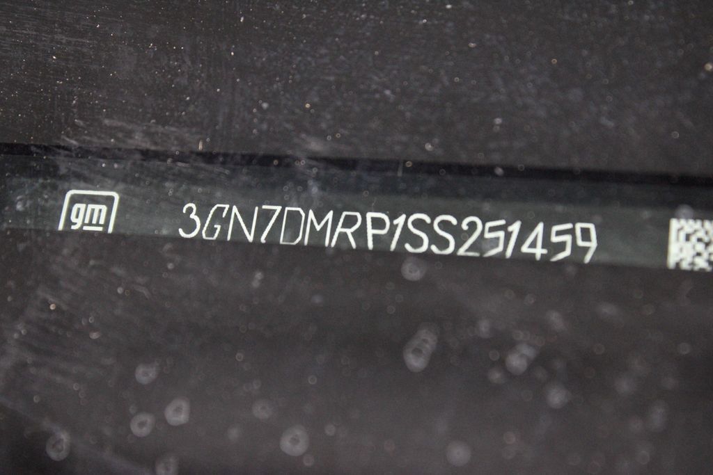 Used 2025 Chevrolet Equinox EV LT FWD image 31