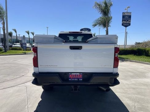 Used 2025 Chevrolet Silverado 2500 Custom AWD/4WD image 7