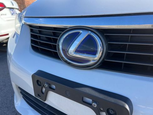 Used 2013 Lexus CT 200h image 10