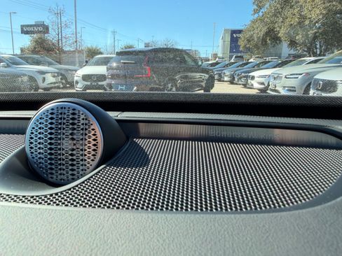 New 2026 Volvo XC90 T8 Ultra w/ Lounge Package image 15