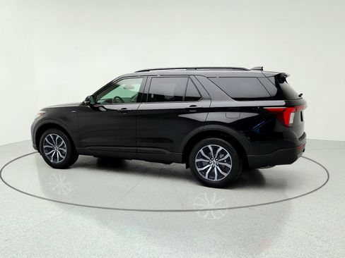New 2026 Ford Explorer ST-Line AWD/4WD image 5