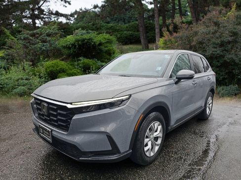 Certified 2025 Honda CR-V LX image 3