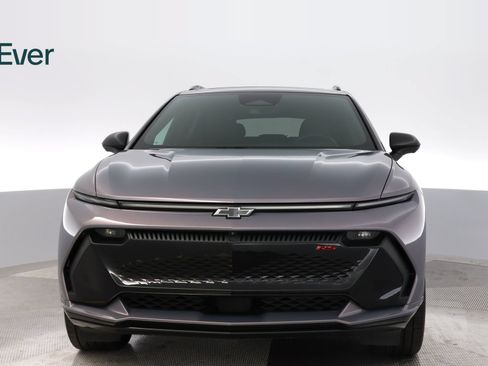 Used 2024 Chevrolet Equinox EV RS FWD image 12