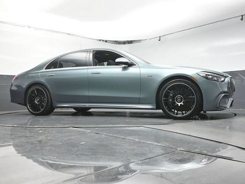 Used 2025 Mercedes-Benz S 63 AMG S image 33