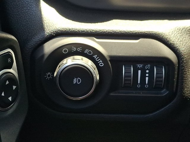 Used 2019 Jeep Wrangler Unlimited Rubicon AWD/4WD image 30