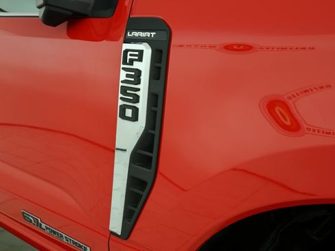 Used 2025 Ford F350 Lariat w/ Chrome Package image 15