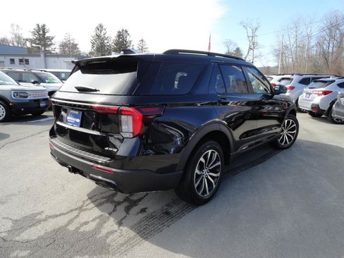 New 2026 Ford Explorer ST-Line AWD/4WD image 5