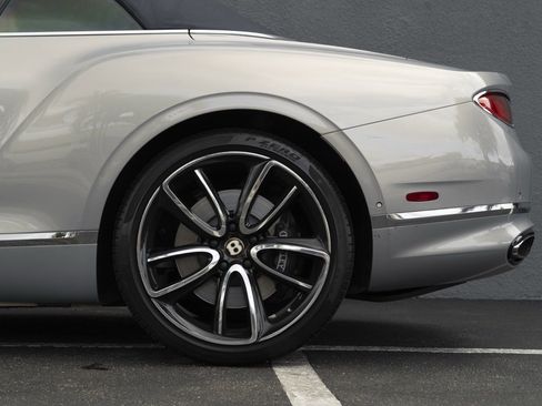 Used 2020 Bentley Continental GT image 77