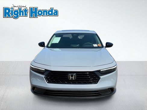 Used 2025 Honda Accord SE image 5