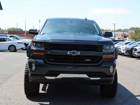 Used 2018 Chevrolet Silverado 1500 LT w/ All Star Edition AWD/4WD image 3
