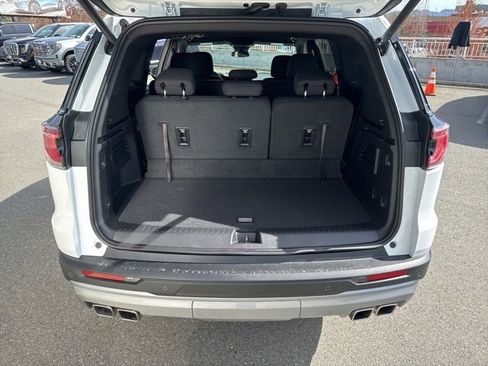 New 2025 GMC Acadia Elevation image 14