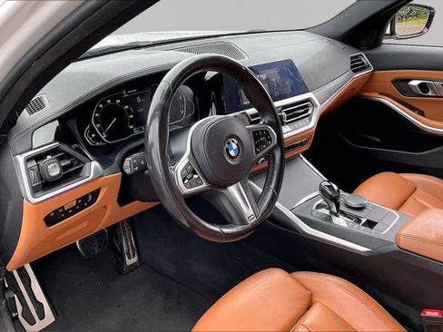 Used 2021 BMW 330i Sedan w/ M Sport Package RWD image 12